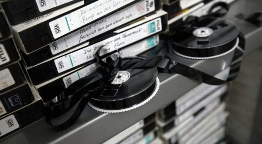 Flash Services Pezenas  Numerisation VHS et bobines
